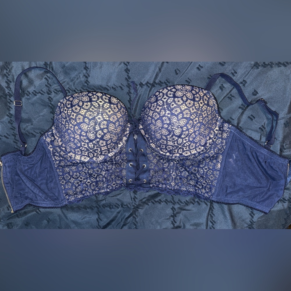 Victoria's Secret Blue Lace Full Coverage Bra